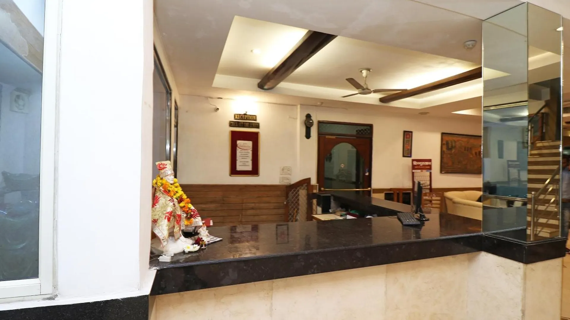 Oyo Hotel Solitaire & Restaurant Agra  3*, Agra (Uttar Pradesh)